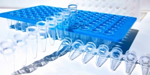 Coated PCR-Tubes and Microplates